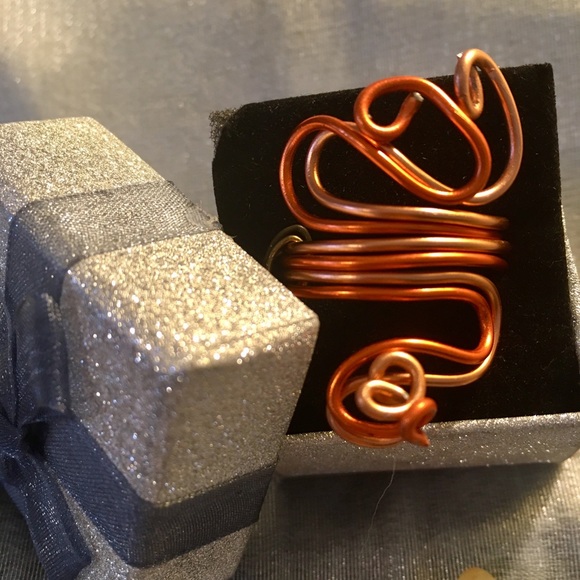 All sizes - Picture 4 of 5